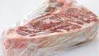 250 tons gammelt kød beslaglagt fra slagteri - noget var 13 år gammelt