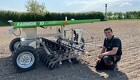 Ikke kun sukkerroer: FarmDroid-robot udvider til nye højværdiafgrøder