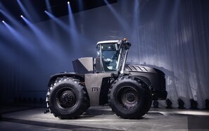 Litauisk methan-elektrisk traktor bygges nu som nul-serie