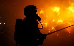 Lade totalt udbrændt efter voldsom brand på Lolland