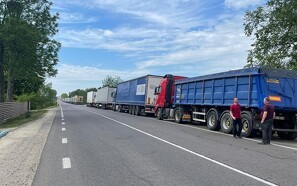 Polske landmænd stopper ukrainsk korn ved grænsen