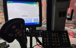 GPS-udstyr til 300.000 kroner stjålet fra maskinhus