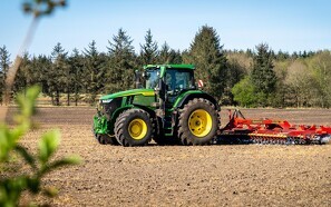 John Deere sidder tungt på det danske traktormarked i 2021