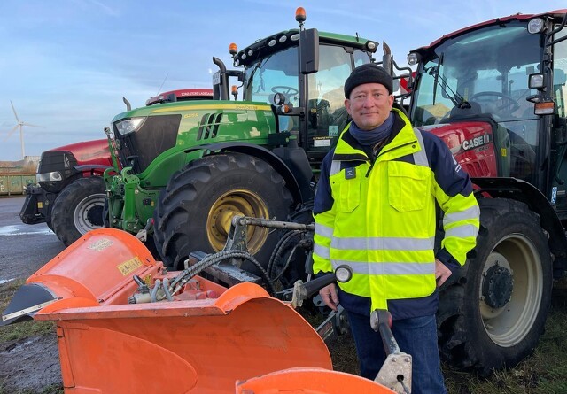 100 traktorer holder København snefri
