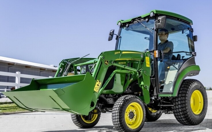 John Deere forfiner de mindste traktorer