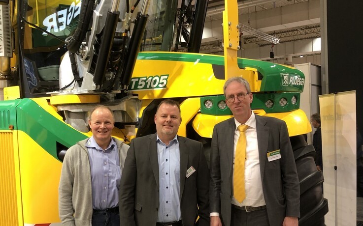 Brørup Traktor- & Maskincenter og SR Agro & Last leverer til Ploeger-kunder