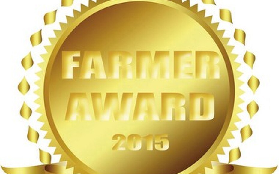 copy_of_farmer_award-0066C550E46A75006271713337535054